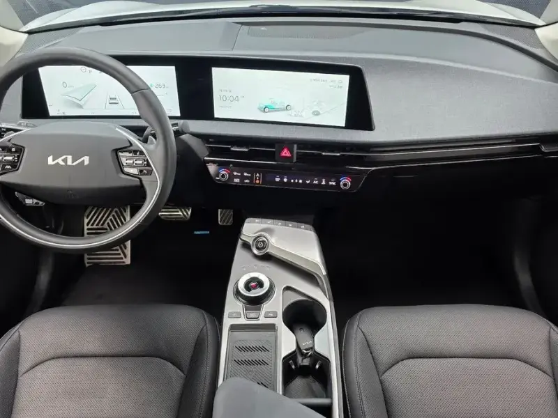 2024 Kia EV6 с пробегом 31 803 км