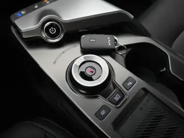 2024 Kia EV6 с пробегом 31 803 км