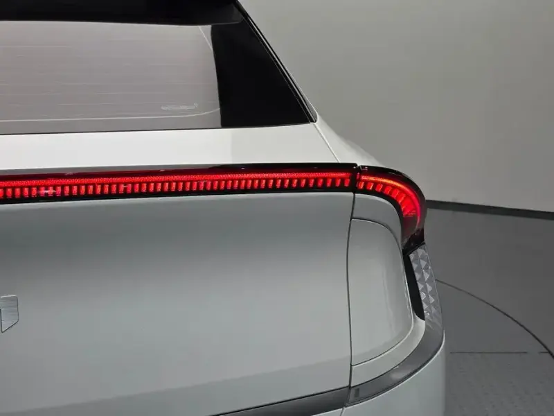 2024 Kia EV6 с пробегом 31 803 км
