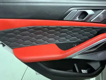 2023 BMW X6 M с пробегом 45 377 км