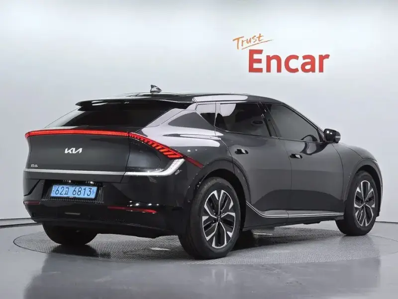 2023 Kia EV6 с пробегом 53 183 км