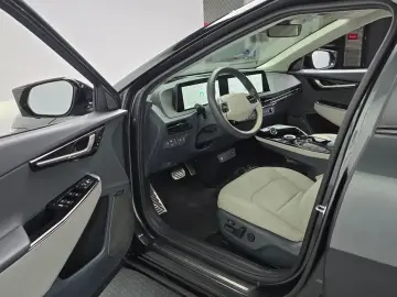 2023 Kia EV6 с пробегом 53 183 км