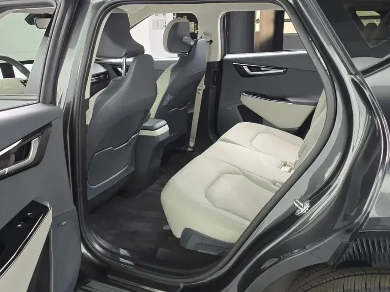 2023 Kia EV6 с пробегом 53 183 км