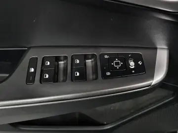 2022 Kia EV6 с пробегом 80 959 км