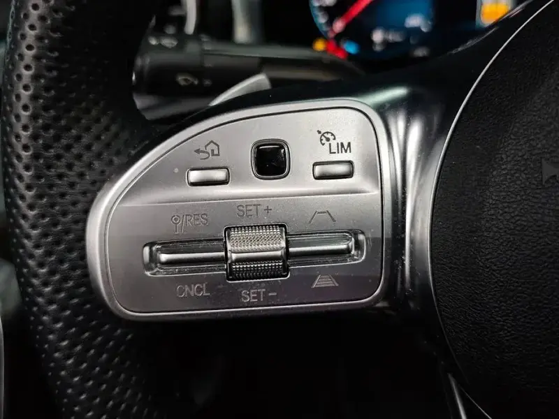 2021 Mercedes-Benz CLA с пробегом 17 996 км