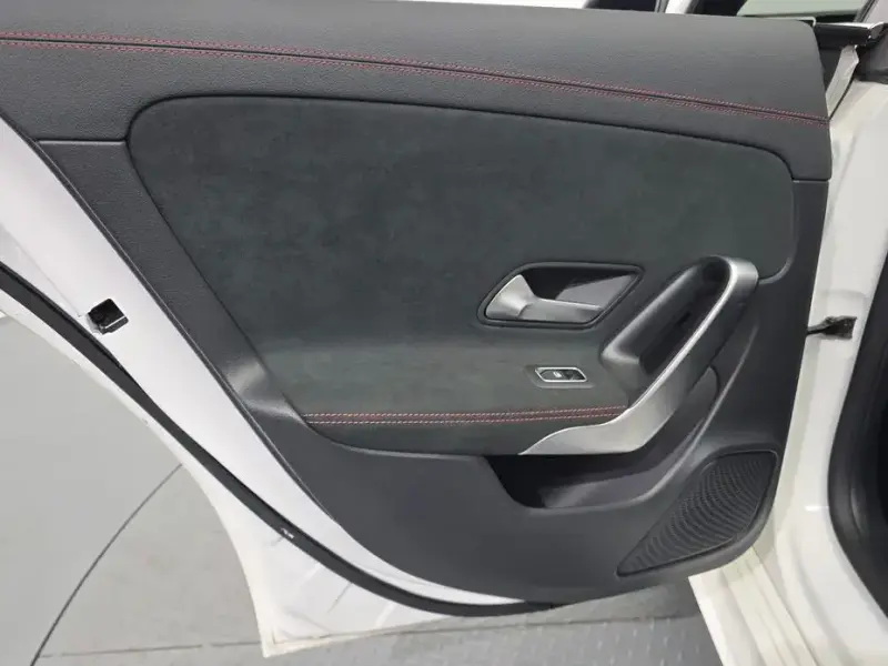 2021 Mercedes-Benz CLA с пробегом 23 325 км
