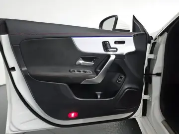 2020 Mercedes-Benz CLA с пробегом 68 402 км