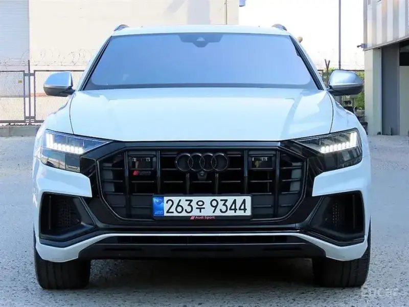 2020 Audi SQ8 с пробегом 73 600 км