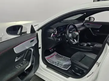 2022 Mercedes-Benz CLA с пробегом 35 944 км