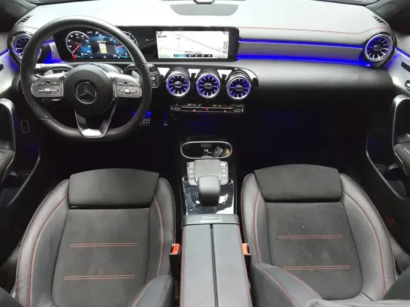 2023 Mercedes-Benz CLA с пробегом 55 962 км