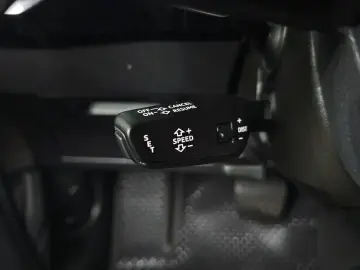 2021 Audi e-tron с пробегом 65 216 км