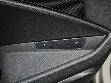 2020 Audi e-tron с пробегом 37 096 км