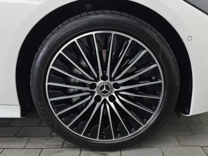 2025 Mercedes-Benz CLE с пробегом 3 077 км