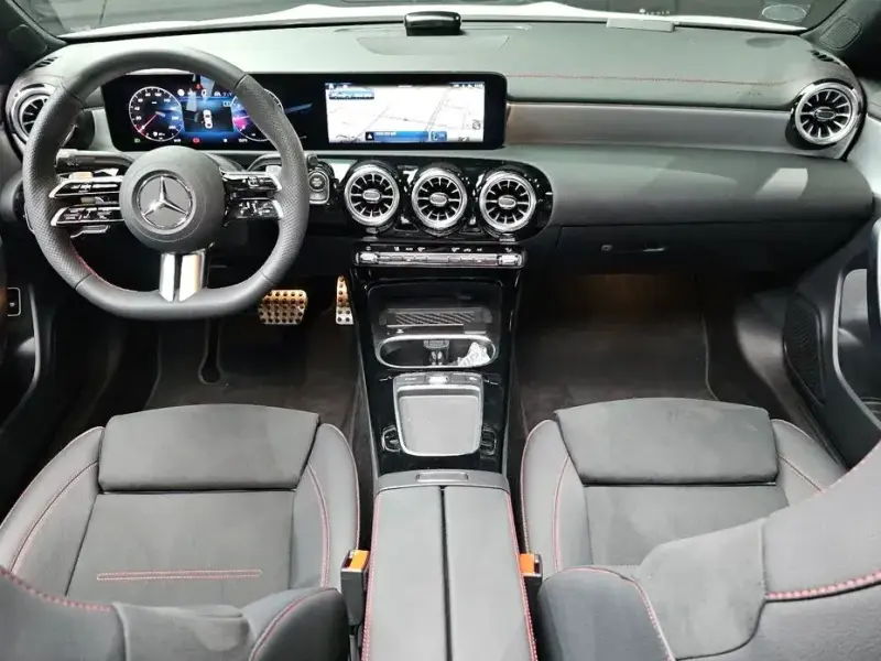 2024 Mercedes-Benz CLA с пробегом 1 483 км