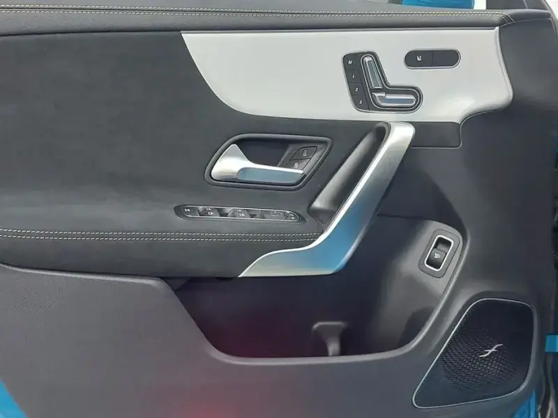 2025 Mercedes-Benz CLA с пробегом 2 240 км