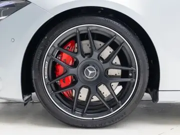 2025 Mercedes-Benz CLA с пробегом 2 930 км