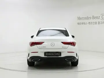 2025 Mercedes-Benz CLA с пробегом 18 666 км