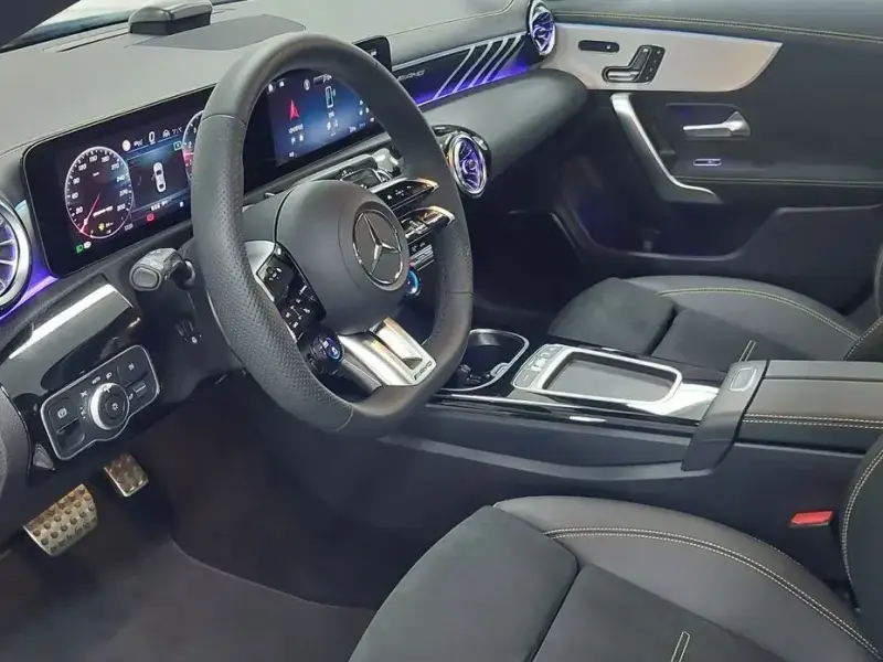 2025 Mercedes-Benz CLA с пробегом 2 240 км