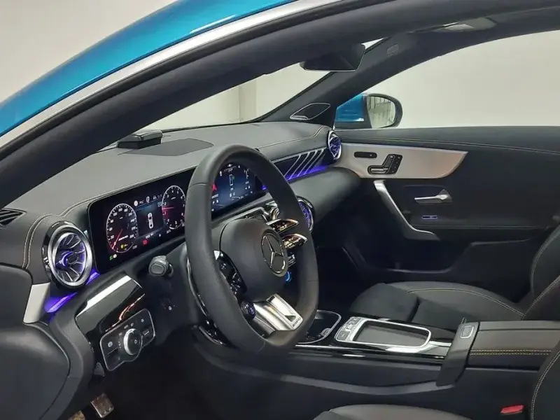 2025 Mercedes-Benz CLA с пробегом 2 240 км