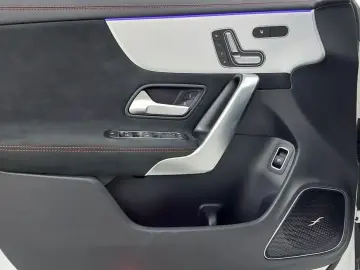 2025 Mercedes-Benz CLA с пробегом 29 км