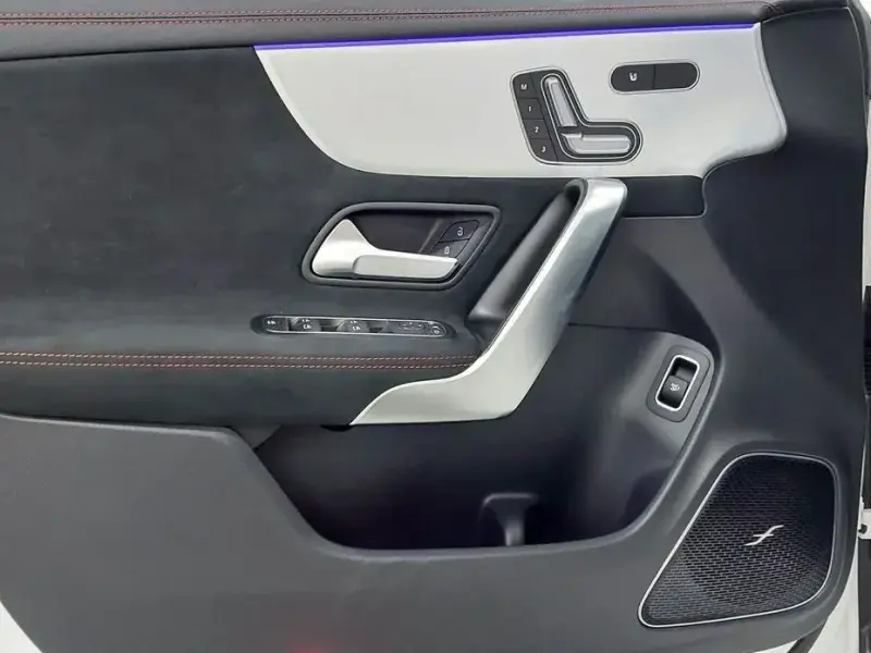 2025 Mercedes-Benz CLA с пробегом 29 км