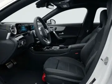 2025 Mercedes-Benz CLA с пробегом 1 902 км