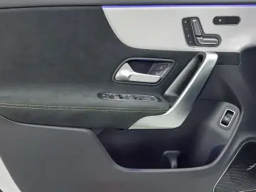 2025 Mercedes-Benz CLA с пробегом 21 км