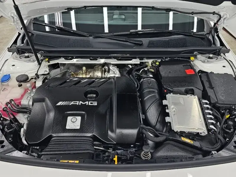 2025 Mercedes-Benz CLA с пробегом 21 км