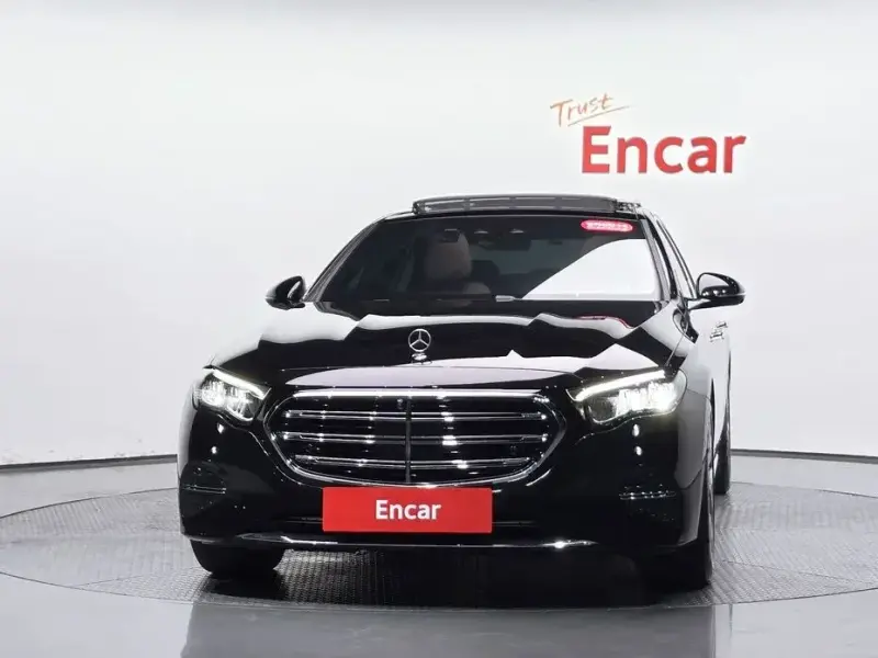 2024 Mercedes-Benz E-Класс с пробегом 25 304 км