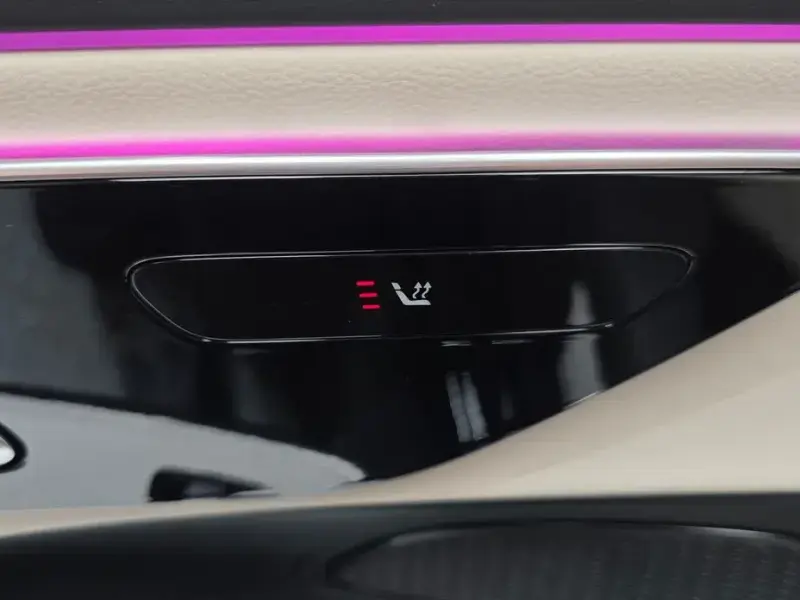 2025 Mercedes-Benz E-Класс с пробегом 9 732 км