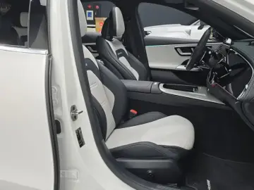 2025 Mercedes-Benz E-Класс с пробегом 20 600 км
