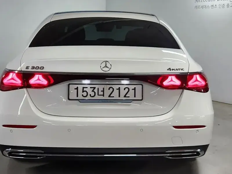2024 Mercedes-Benz E-Класс с пробегом 8 300 км
