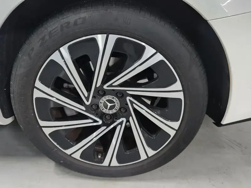 2024 Mercedes-Benz E-Класс с пробегом 8 300 км