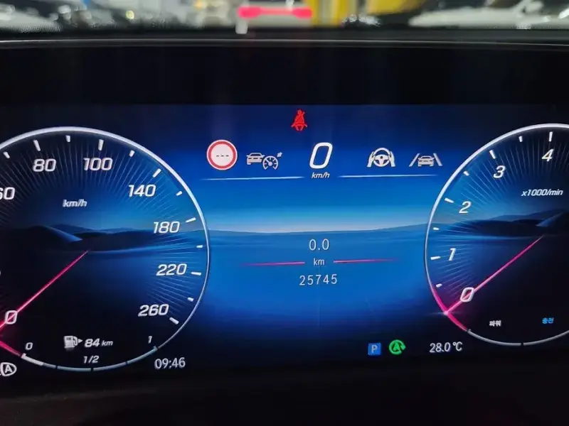 2025 Mercedes-Benz E-Класс с пробегом 25 800 км