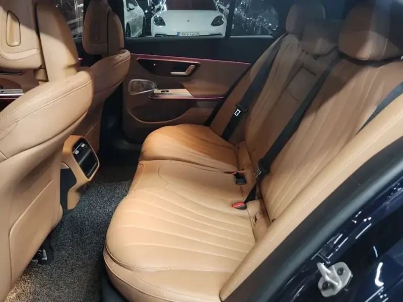2025 Mercedes-Benz E-Класс с пробегом 25 800 км