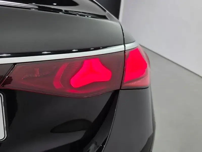 2025 Mercedes-Benz E-Класс с пробегом 3 858 км