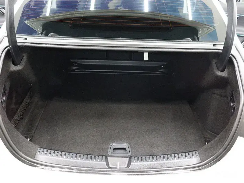 2024 Mercedes-Benz E-Класс с пробегом 21 661 км
