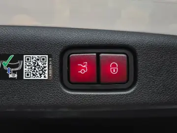 2025 Mercedes-Benz E-Класс с пробегом 13 245 км