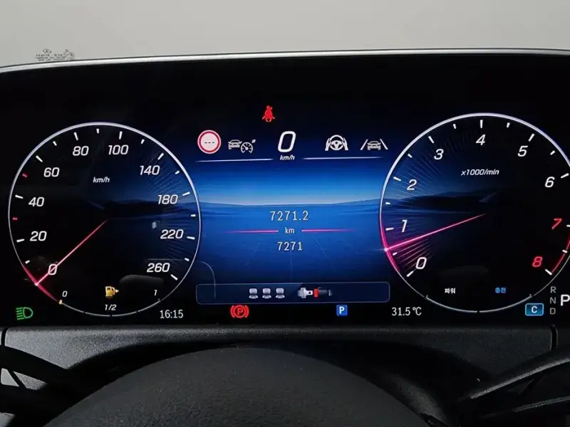2025 Mercedes-Benz E-Класс с пробегом 7 271 км