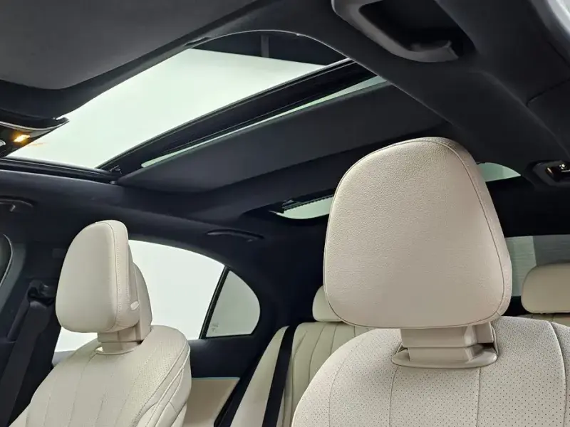 2026 Mercedes-Benz E-Класс с пробегом 6 582 км