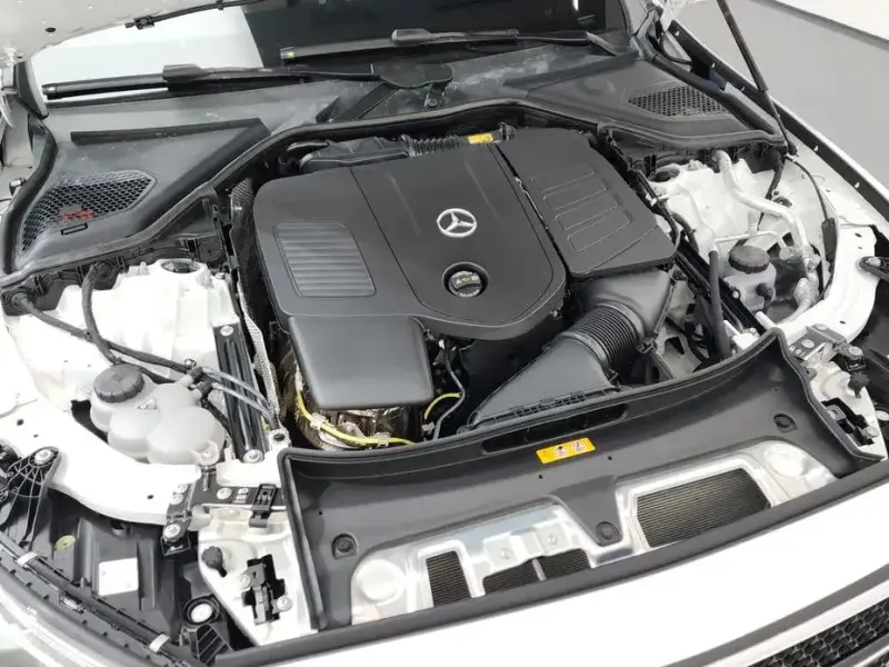 2025 Mercedes-Benz E-Класс с пробегом 3 043 км