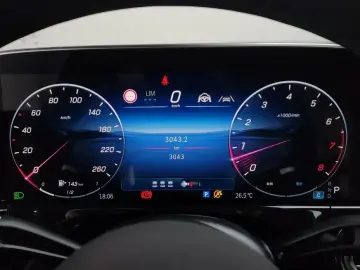 2025 Mercedes-Benz E-Класс с пробегом 3 043 км