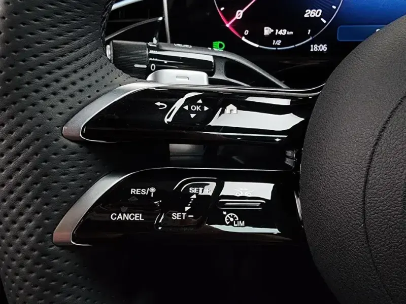 2025 Mercedes-Benz E-Класс с пробегом 3 043 км