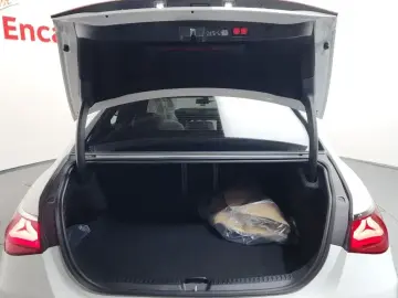 2025 Mercedes-Benz E-Класс с пробегом 3 043 км