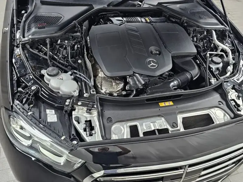 2025 Mercedes-Benz E-Класс с пробегом 15 742 км
