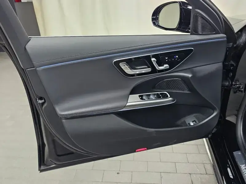 2025 Mercedes-Benz E-Класс с пробегом 15 742 км