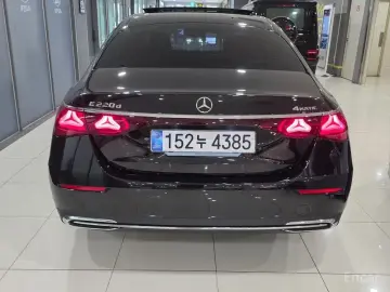 2025 Mercedes-Benz E-Класс с пробегом 18 588 км