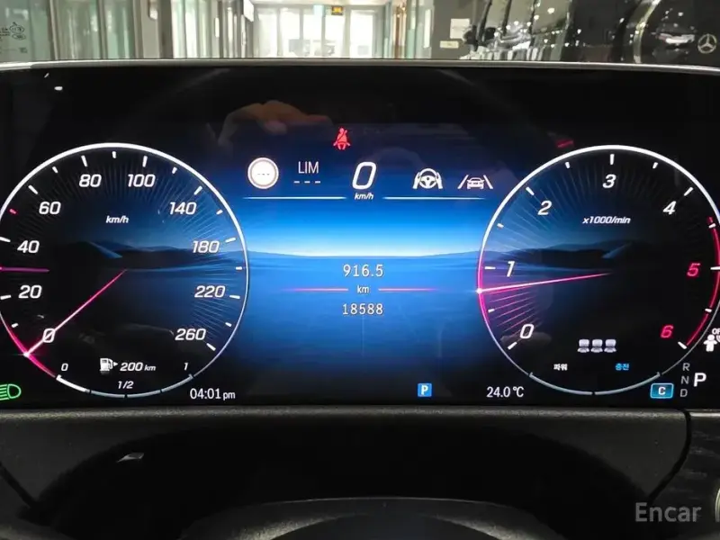 2025 Mercedes-Benz E-Класс с пробегом 18 588 км