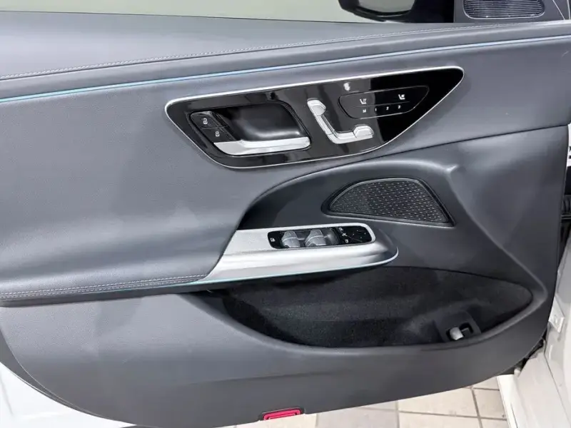 2024 Mercedes-Benz E-Класс с пробегом 50 417 км