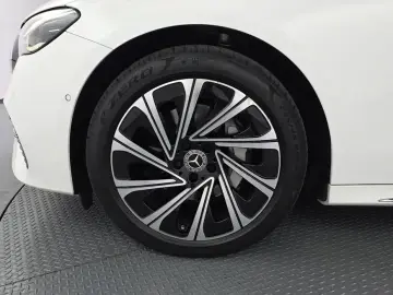 2024 Mercedes-Benz E-Класс с пробегом 43 561 км